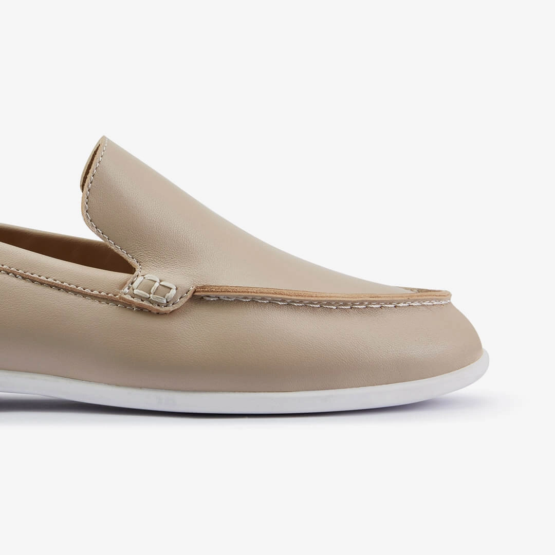 *MANON - beige leather loafers