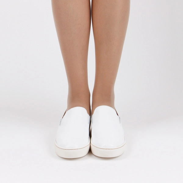 *UK size 3 - LIVE ON - mono white, 3cm heels