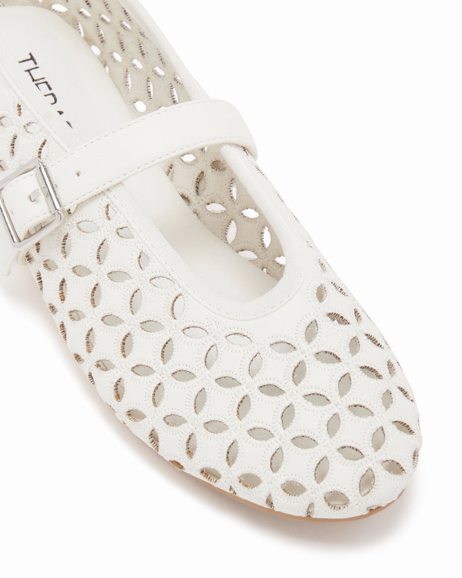 Amara Ballet Flat White Smooth