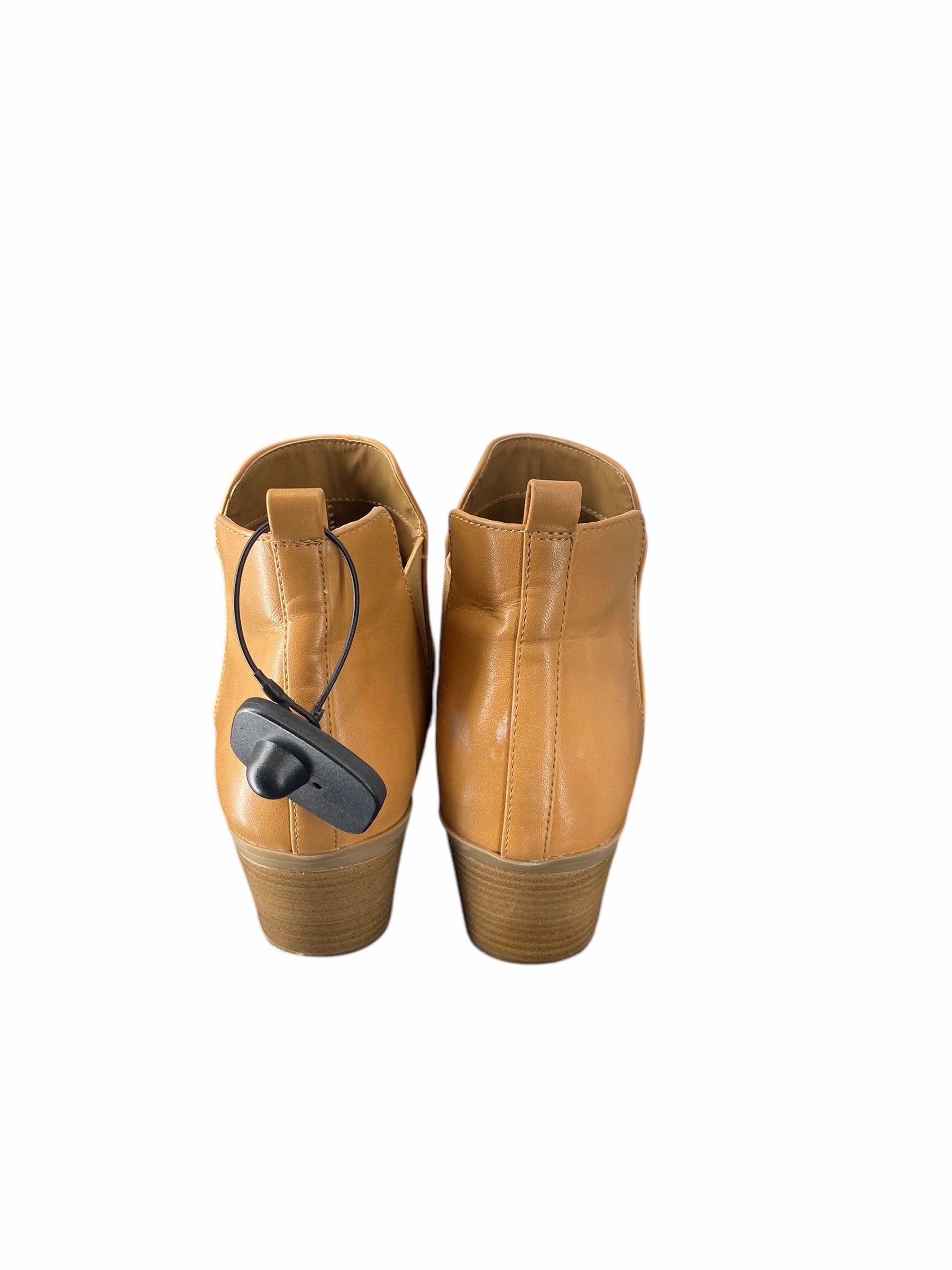Boots Ankle Flats By Universal Thread In Brown, Size: 10