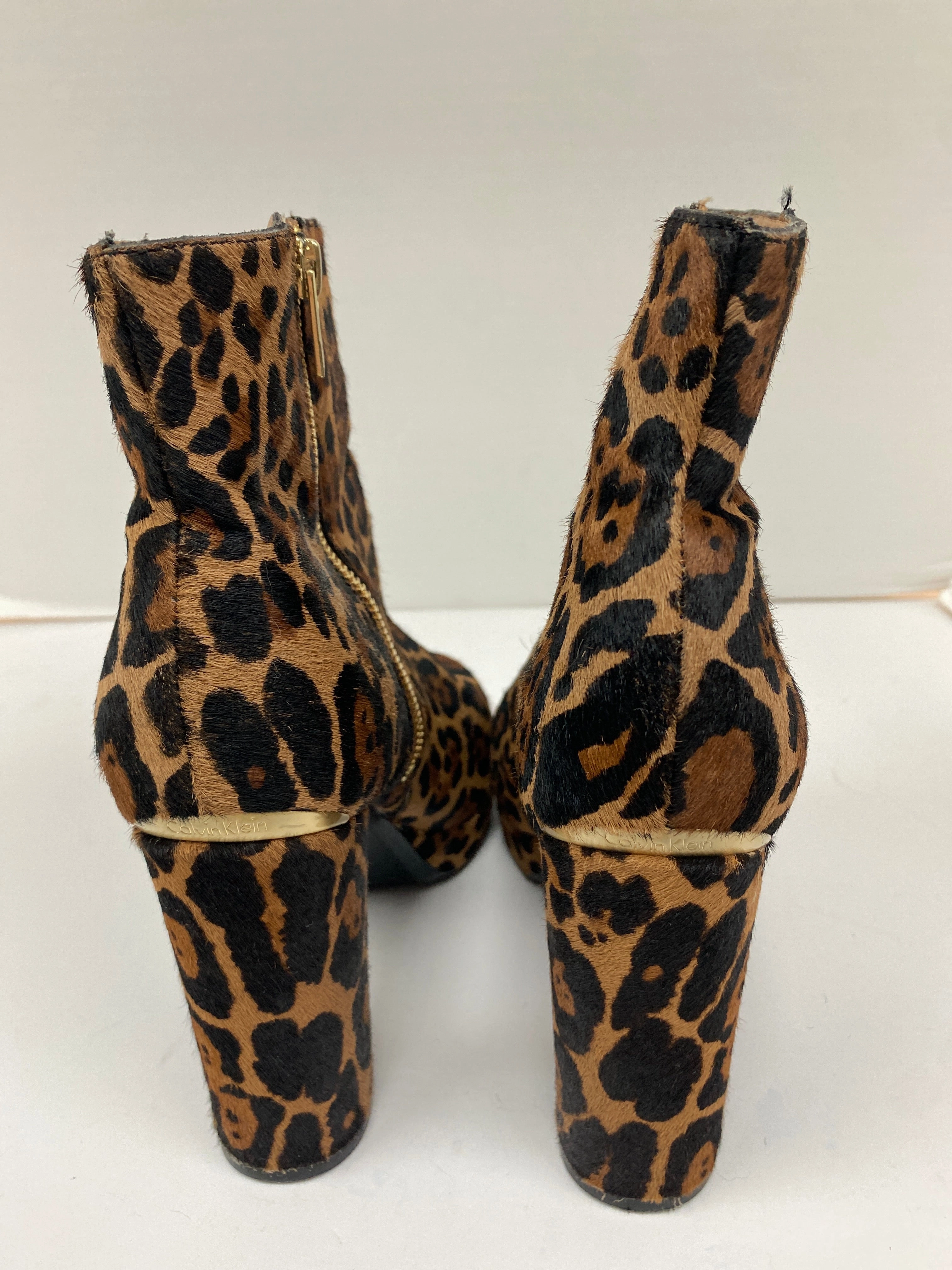 Boots Ankle Heels By Calvin Klein In Animal Print, Size: 8