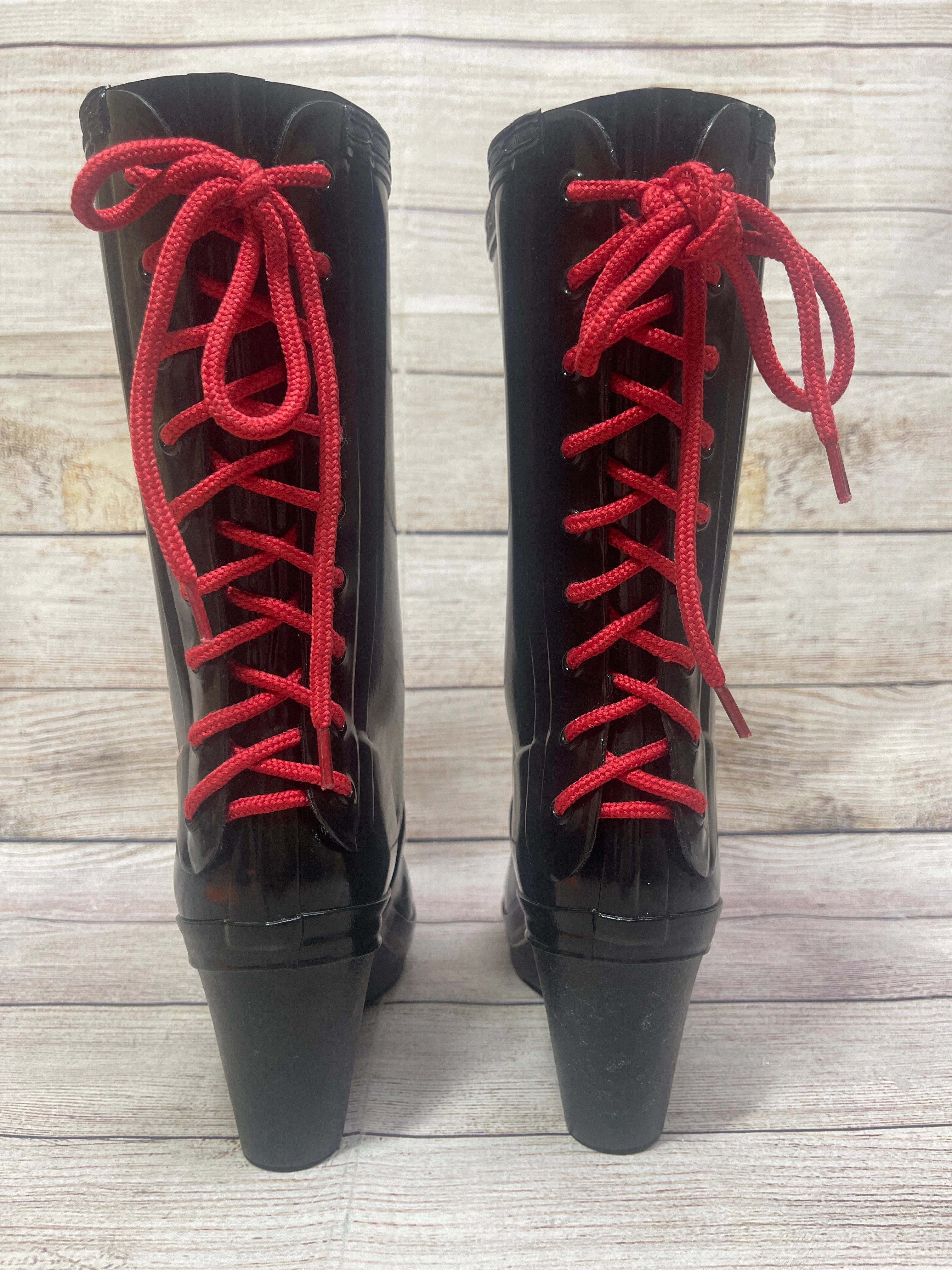 Boots Mid-calf Heels By Hunter In Black & Red, Size: 6