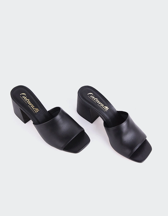 Clarabelle Black Leather