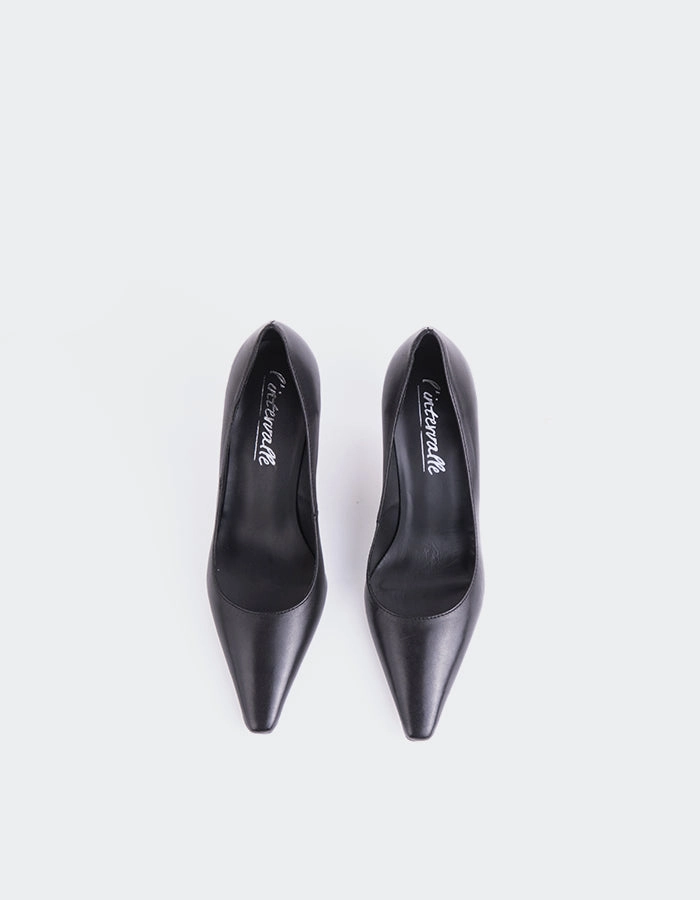 Edzell Black Leather