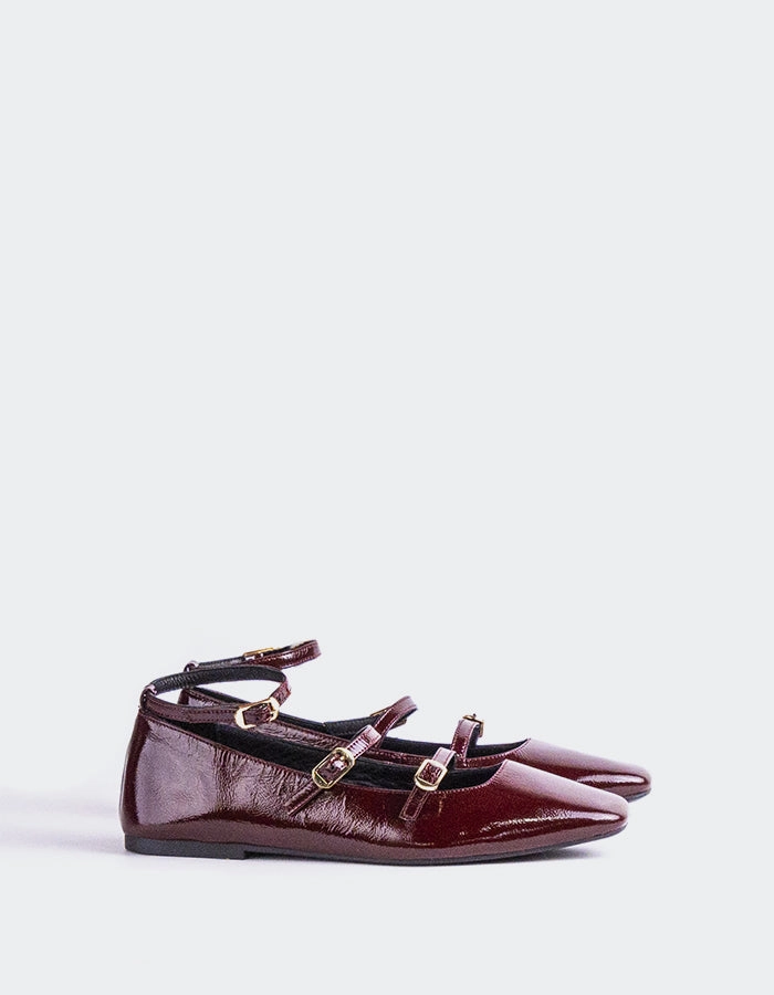 Glimmer Burgundy Patent