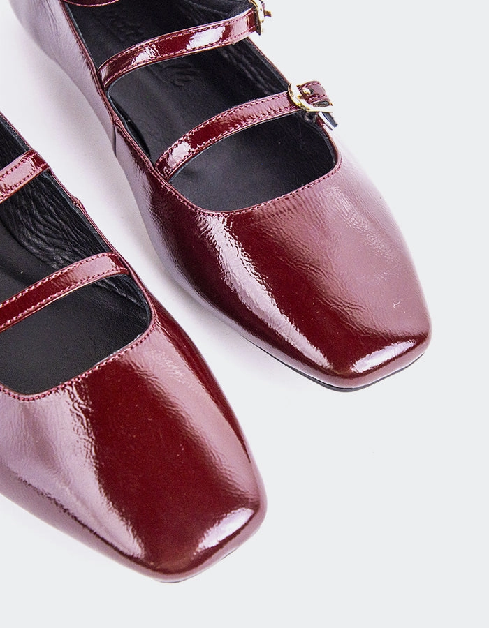 Glimmer Burgundy Patent