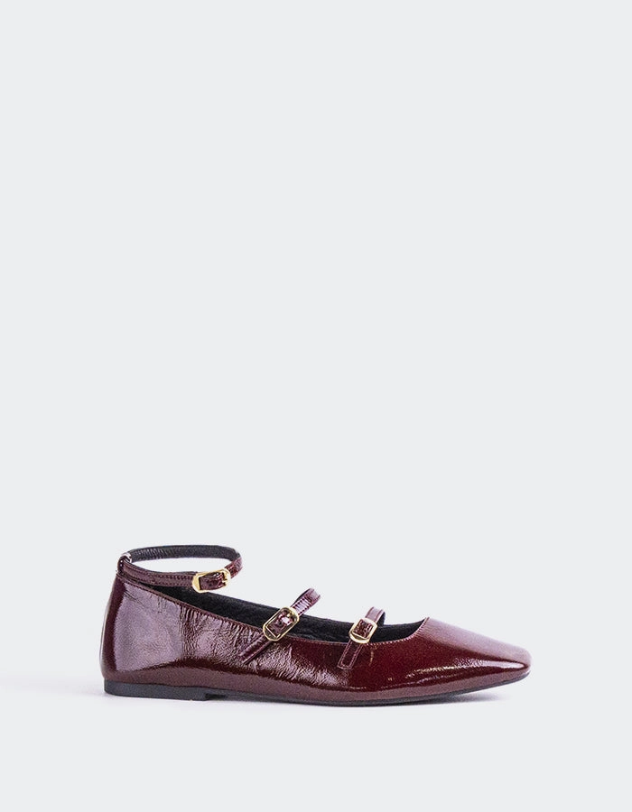 Glimmer Burgundy Patent