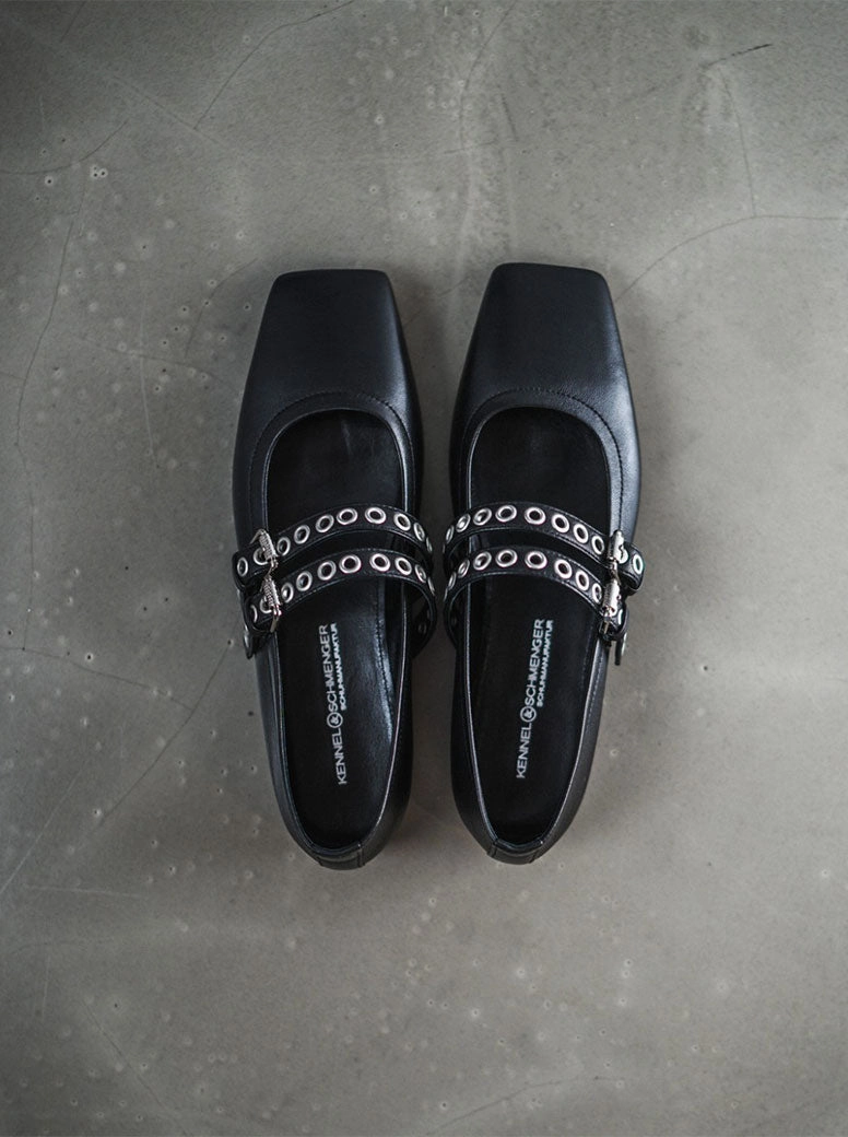 Leila black leather