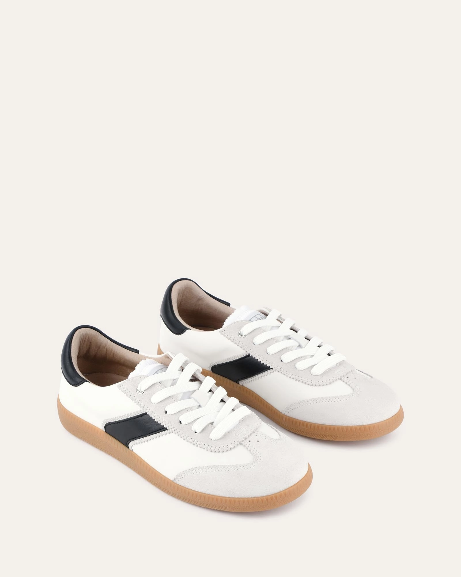 LOLA SNEAKERS WHITE BLACK LEATHER