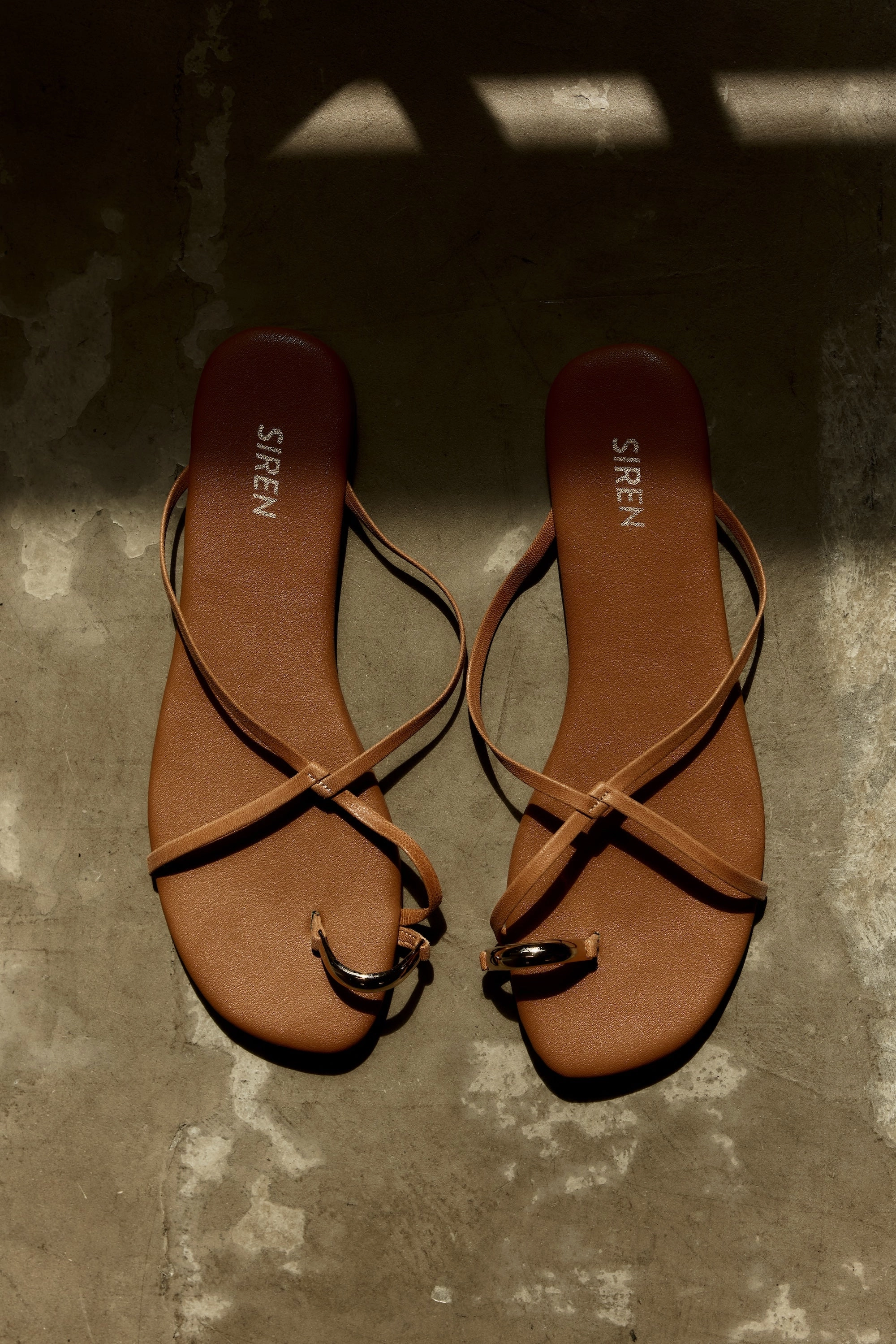 Mikki Flat Strappy Sandals - Tan Leather