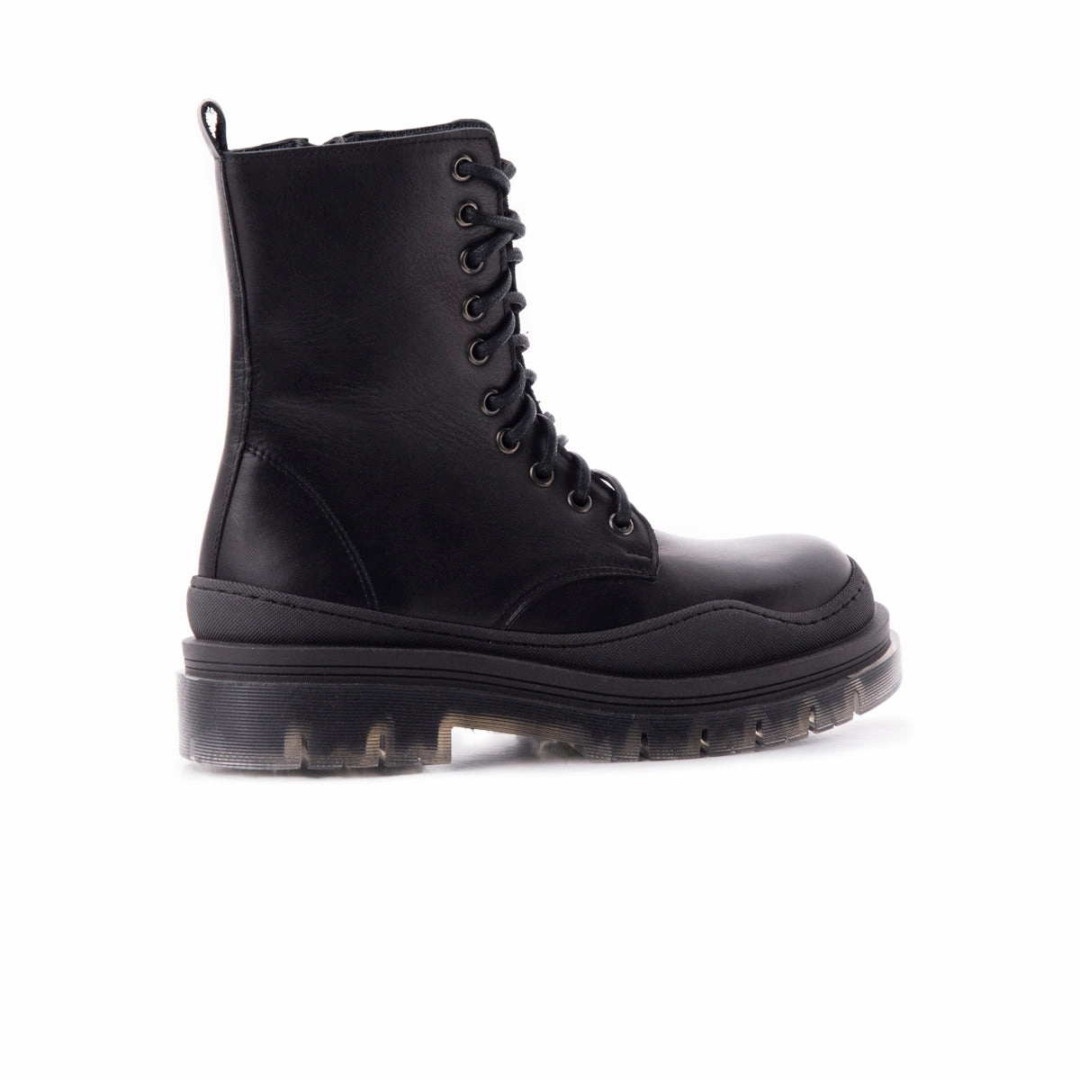 Nagasaki Black Leather/Black Sole