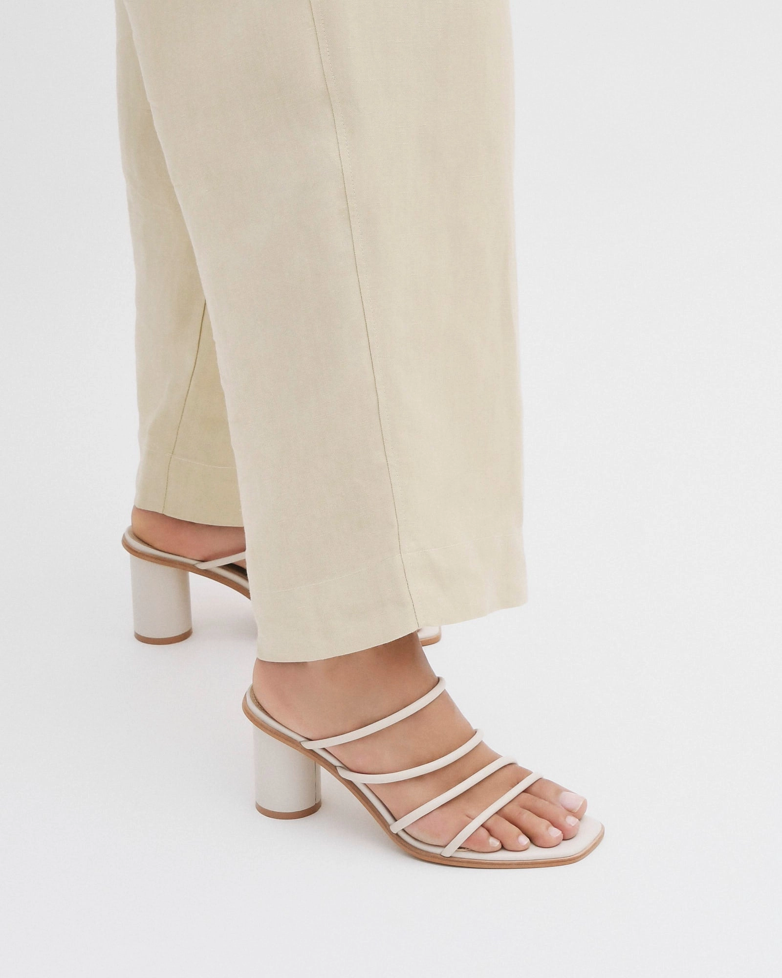 NAOMI MID HEEL SANDALS OFF WHITE LEATHER
