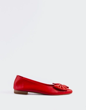 Ulwin Red Leather