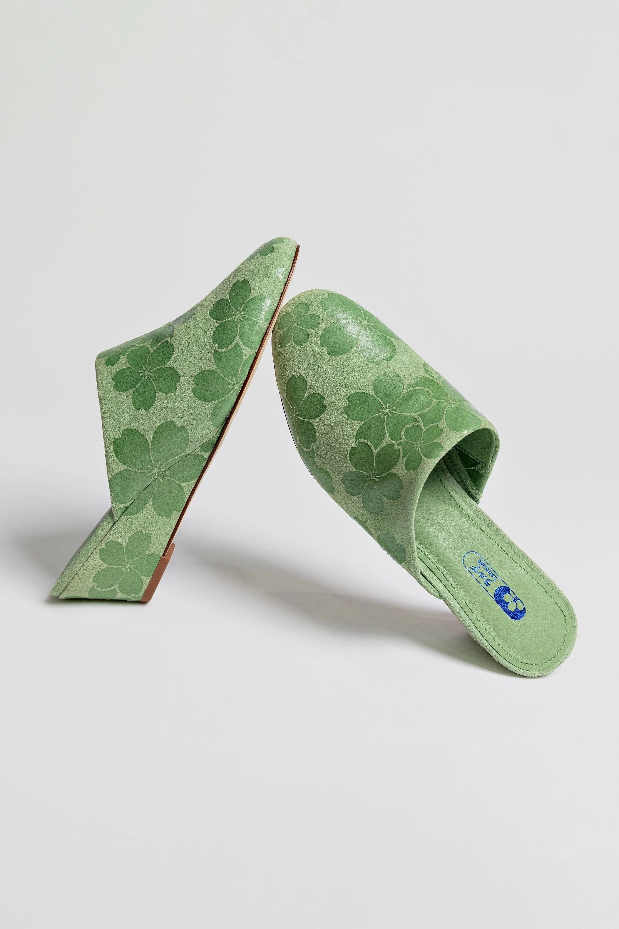 Venice Wedge In Pistacchio Sakura Printed Suede