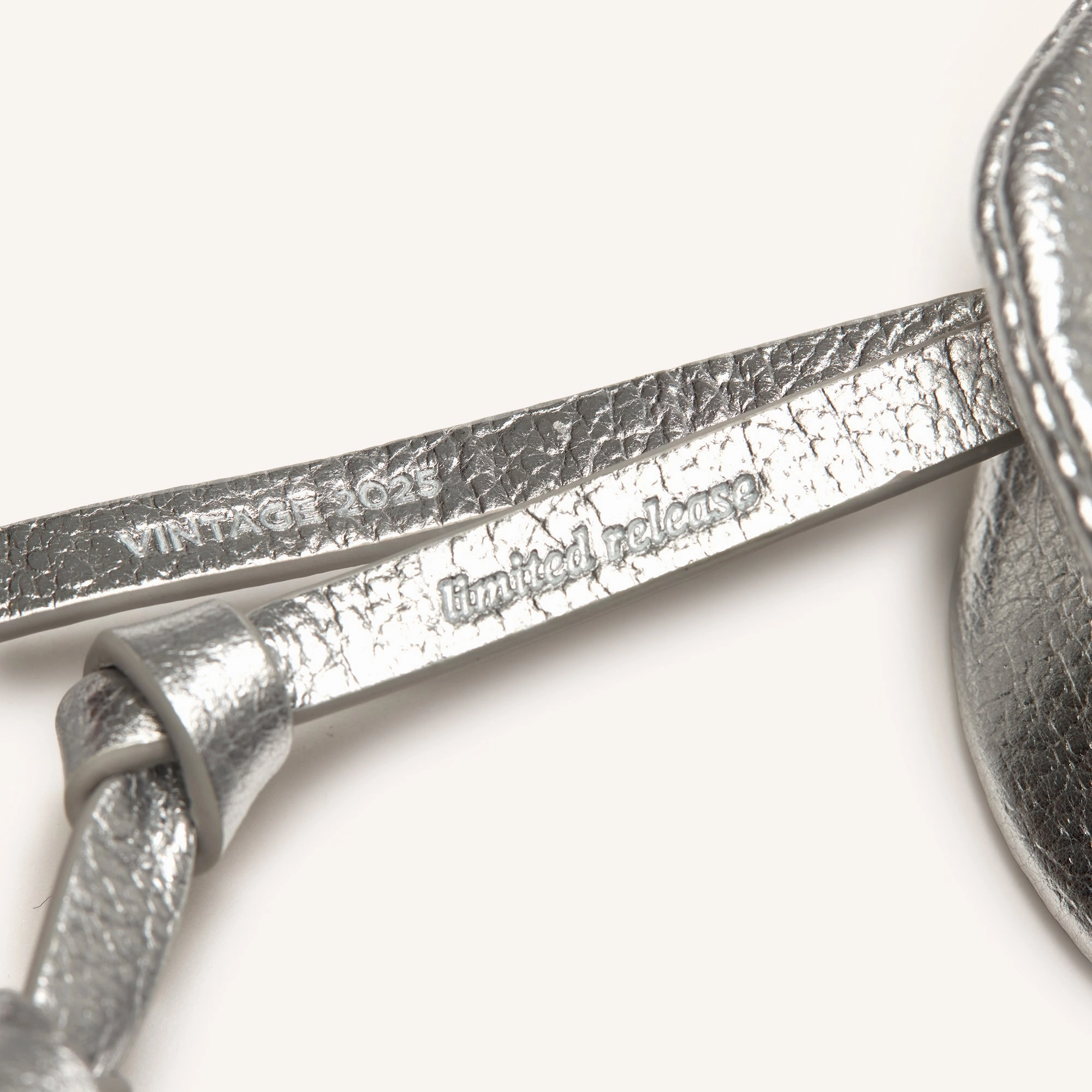 Vince Floral Charm | Sidewalk Silver/Brushed Silver