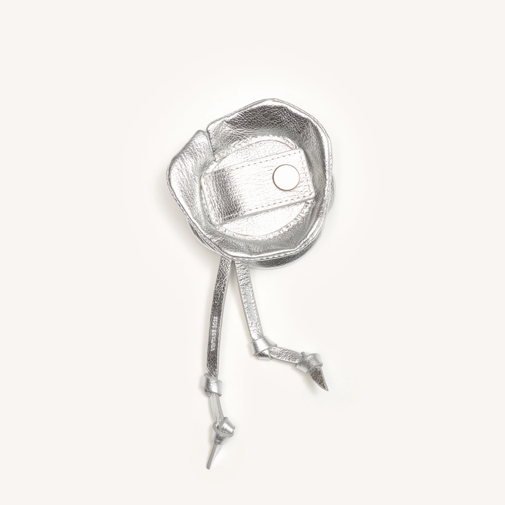 Vince Floral Charm | Sidewalk Silver/Brushed Silver