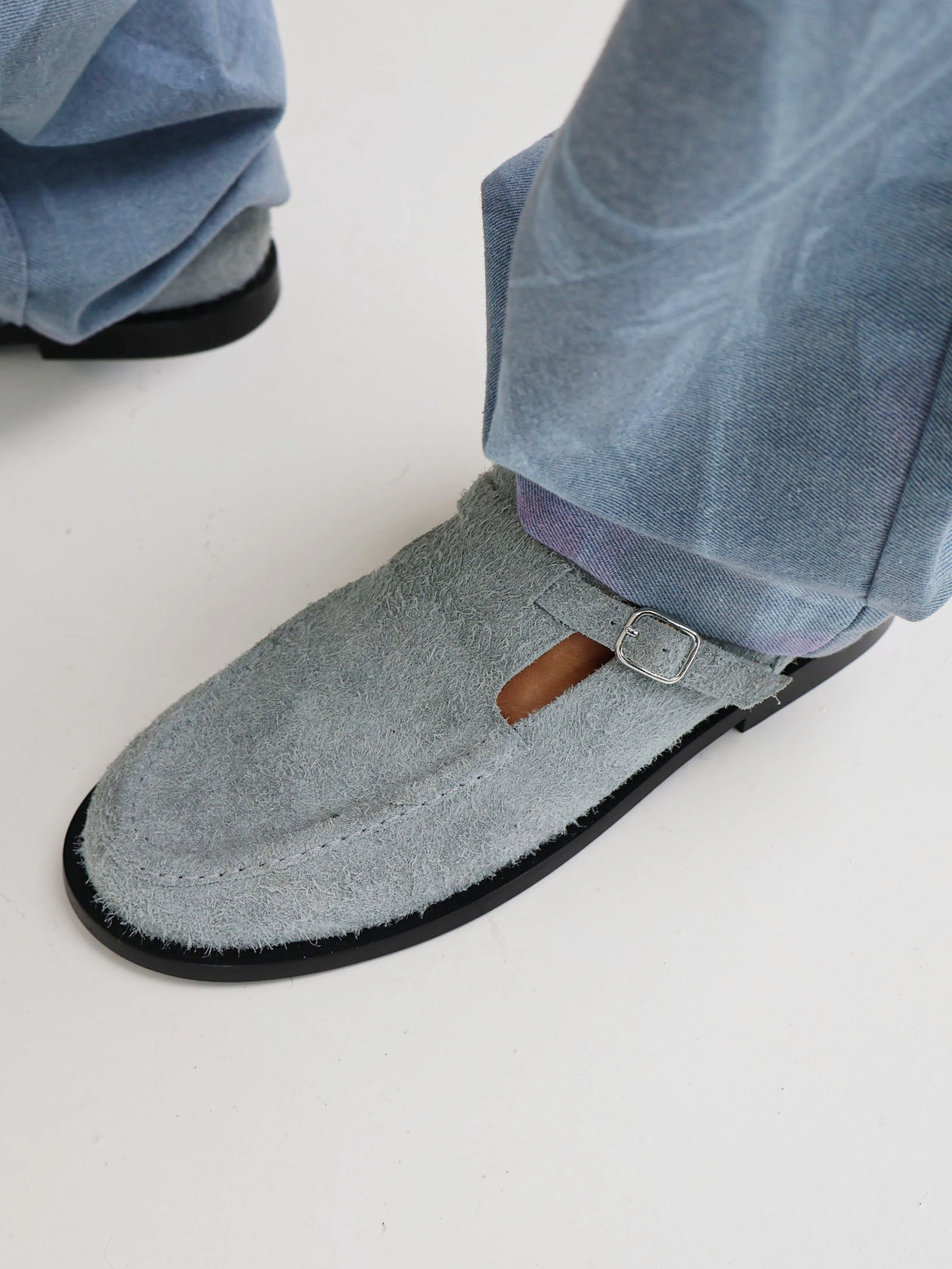 Zafra Grey Flat
